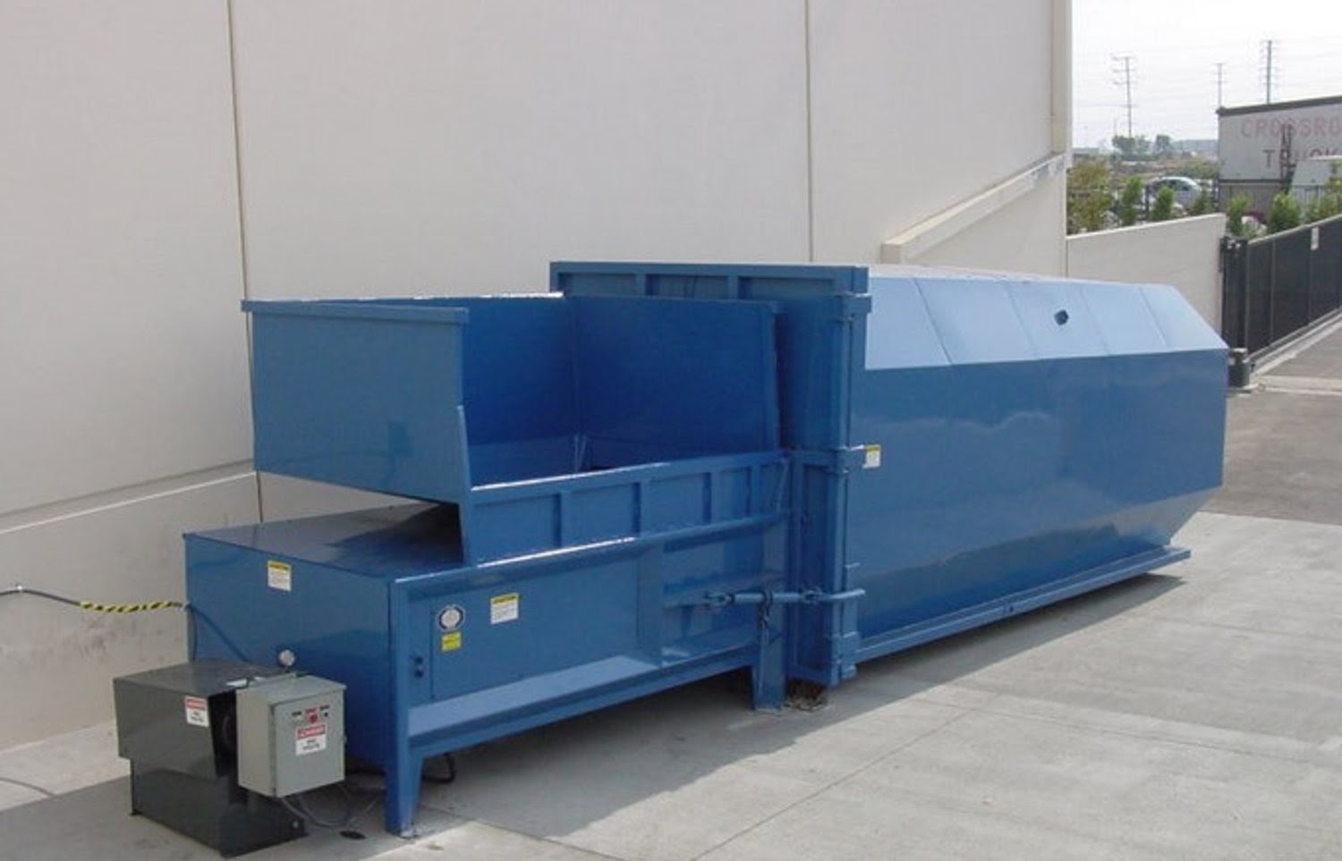 Commercial waste compactor