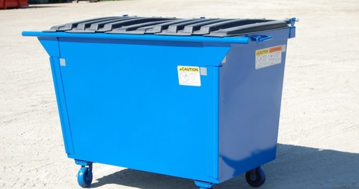 Rear load commercial dumpster